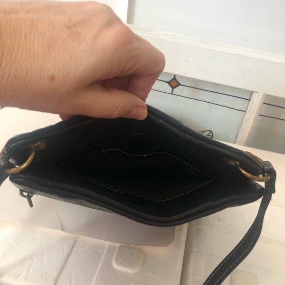 Fossil Black Leather Crossbody Bag - Picture 4 of 4